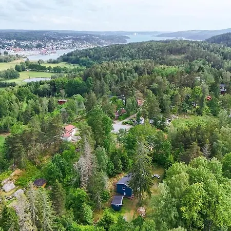 Holiday home Peaceful And Newly Renovated In Kjovangen Near The Sea