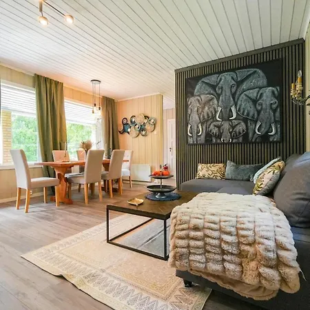 Сasa de vacaciones Peaceful And Newly Renovated In Kjovangen Near The Sea